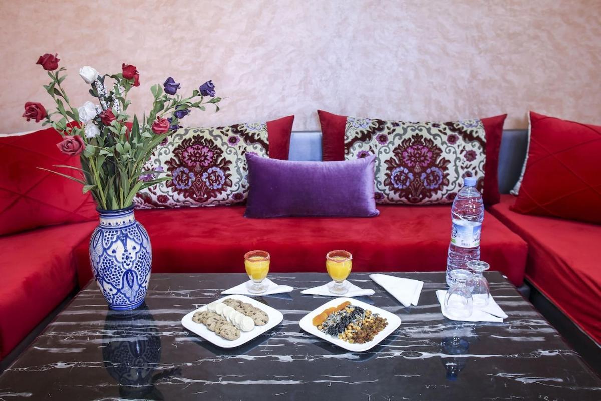 Hotel La Pomme Zeïda Екстериор снимка